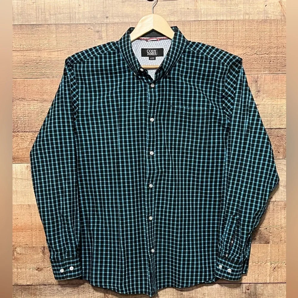 Cody James Long Sleeve Button Down Black and Turquoise Plaid Men’s size Large